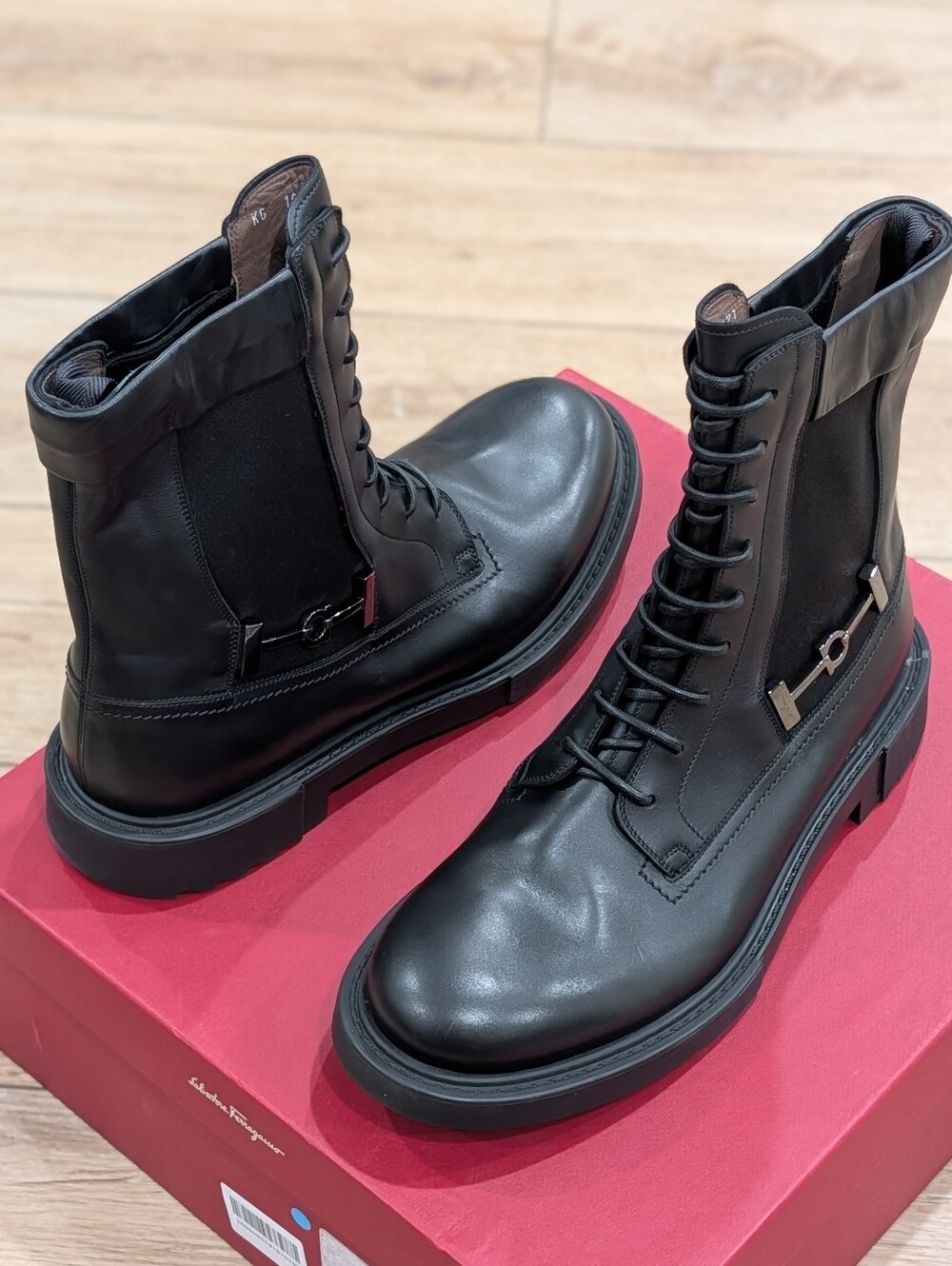 $1450 Mens Ferragamo "Iglesias" Side Gancini Leather Ankle Boots Black US 10 EE